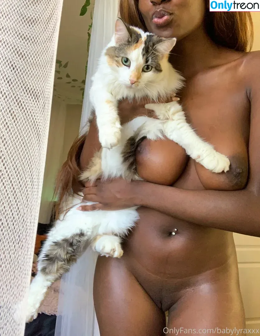 babylyraxxx nude photo #0129 (Lyra Amorr / babylyraxx)
