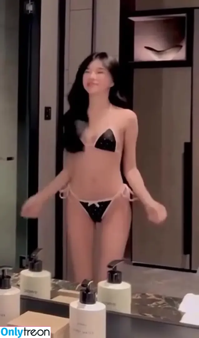 babymangpor nude photo #2384 (bmangpor)