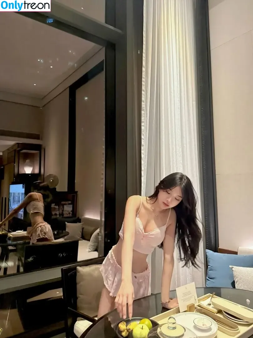babymangpor nude photo #2392 (bmangpor)