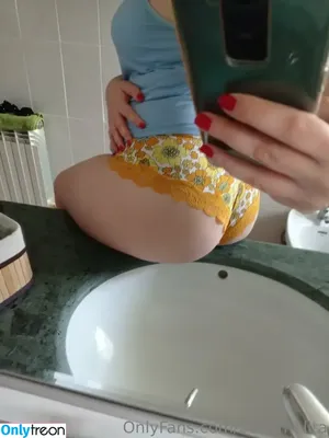 babymelita / meljitsu nude photo #0096
