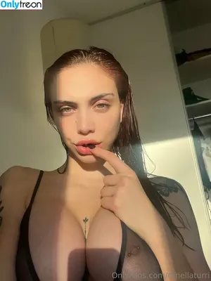 babyorne / babycornny nude photo #0012