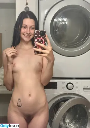 BabyRiv / BabyRivsVIP / BabyRivvv / river.parker123 nude photo #0392