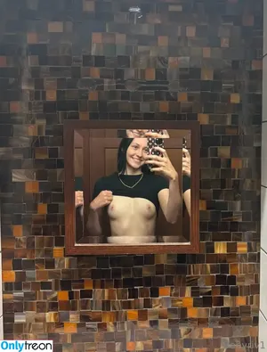 BabyRiv / BabyRivsVIP / BabyRivvv / river.parker123 nude photo #0395