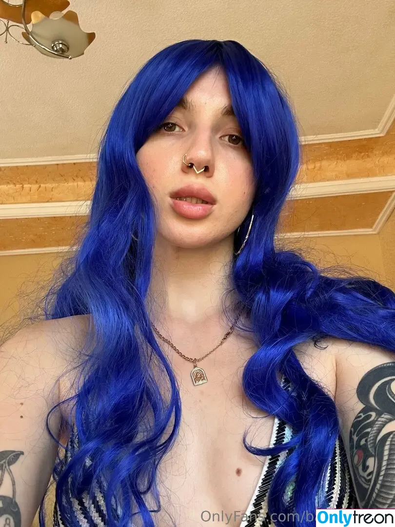 babysaralux nude photo #0023 (babysaralux)