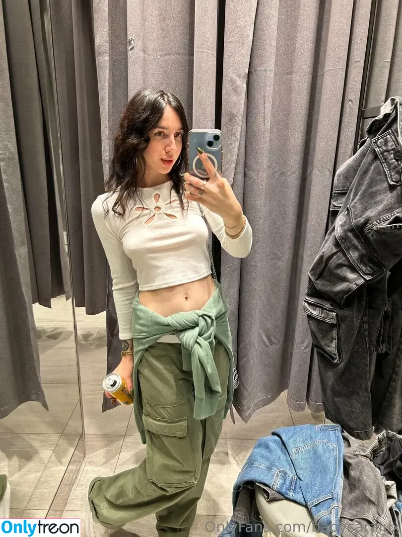 babysaralux nude photo #0029 (babysaralux)