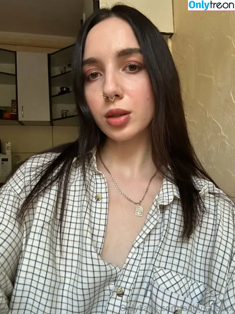 babysaralux nude photo #0048 (babysaralux)