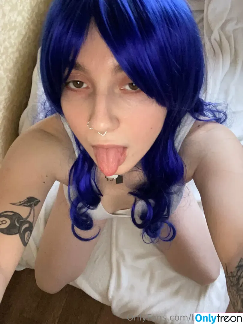 babysaralux nude photo #0080 (babysaralux)