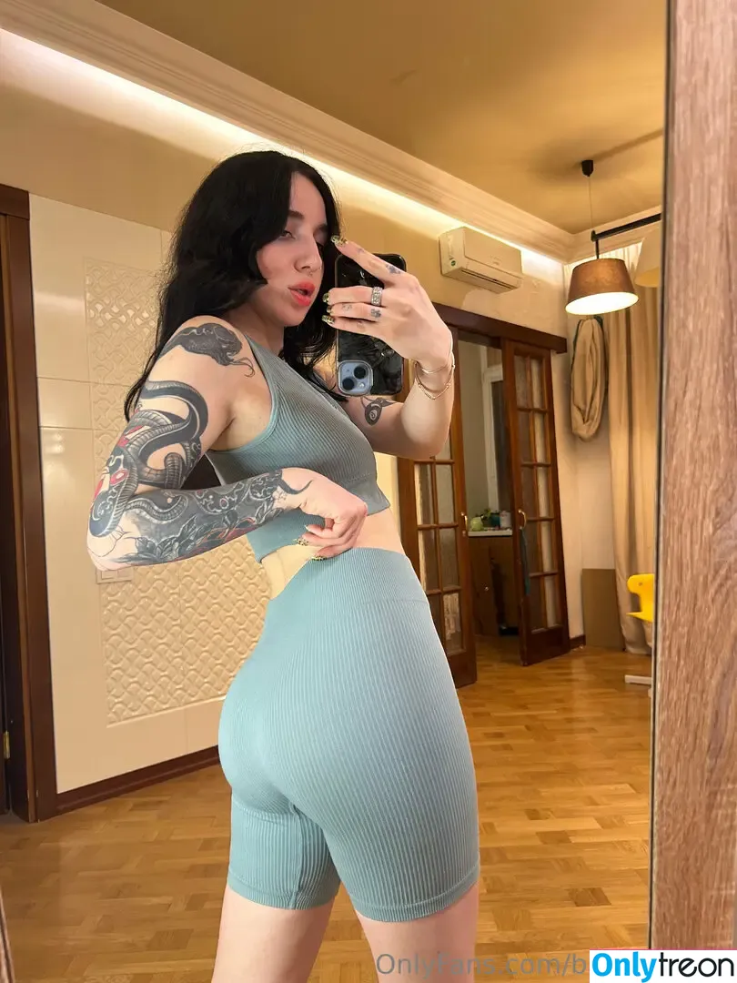 babysaralux nude photo #0090 (babysaralux)