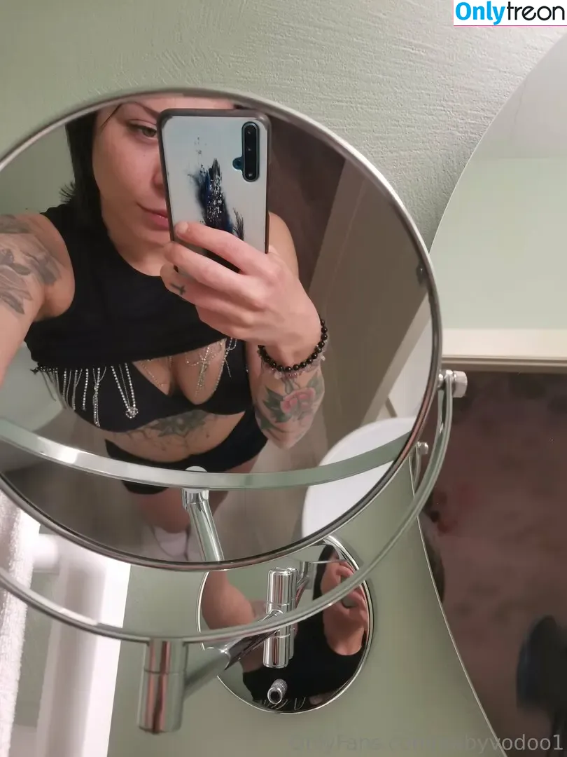 babyvodoo1 nude photo #0003 (babyyowl_)