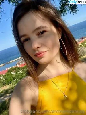 babyy_emma / babyemmapuyt nude photo #0013