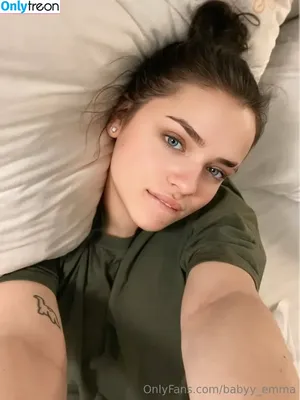 babyy_emma / babyemmapuyt nude photo #0095