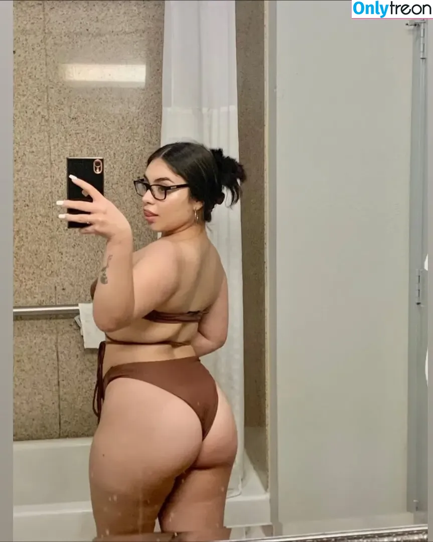 babyy.kk2 nude photo #0003 (kayy.garz)