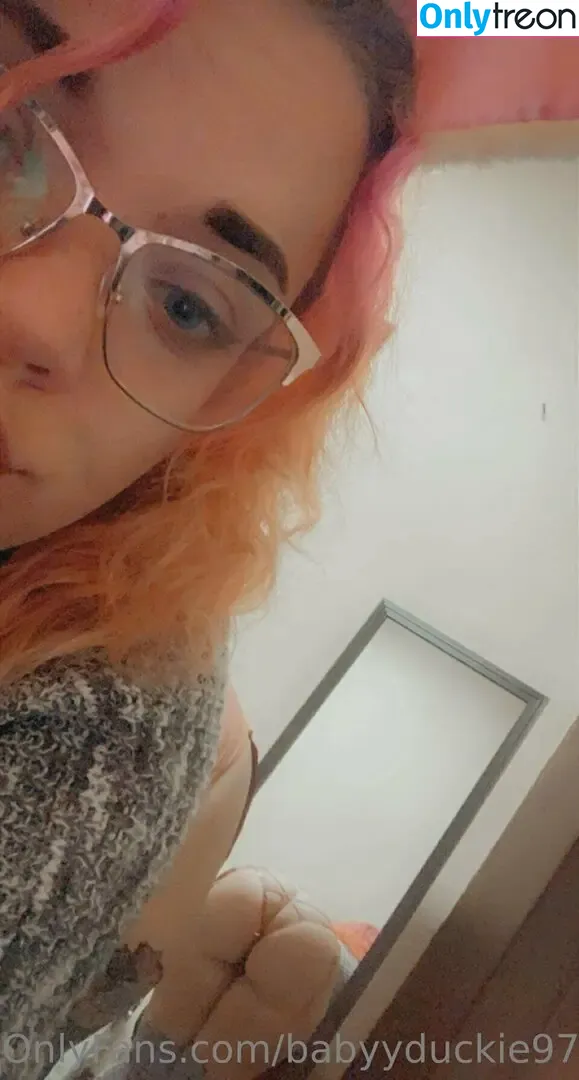 babyyduckie97 nude photo #0011 (babyyduckie97)