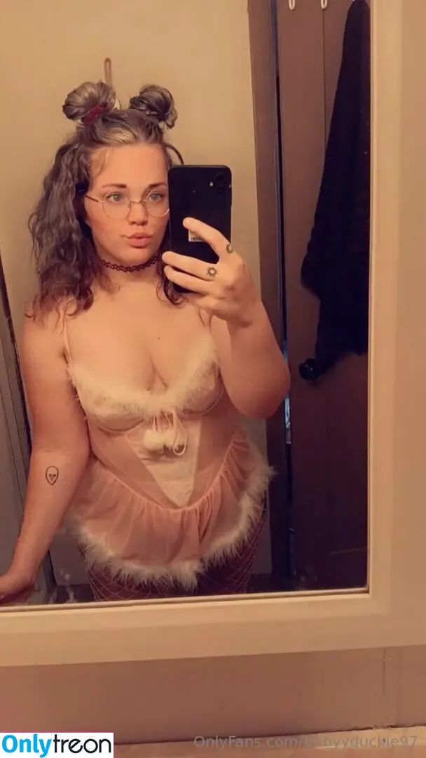 babyyduckie97 nude photo #0032 (babyyduckie97)
