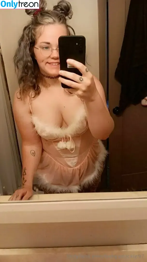 babyyduckie97 nude photo #0033 (babyyduckie97)