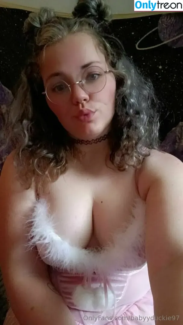 babyyduckie97 nude photo #0035 (babyyduckie97)