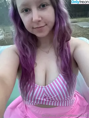badblonde420 / thebadfairy420 nude photo #0003