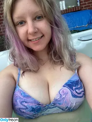 badblonde420 / thebadfairy420 nude photo #0028