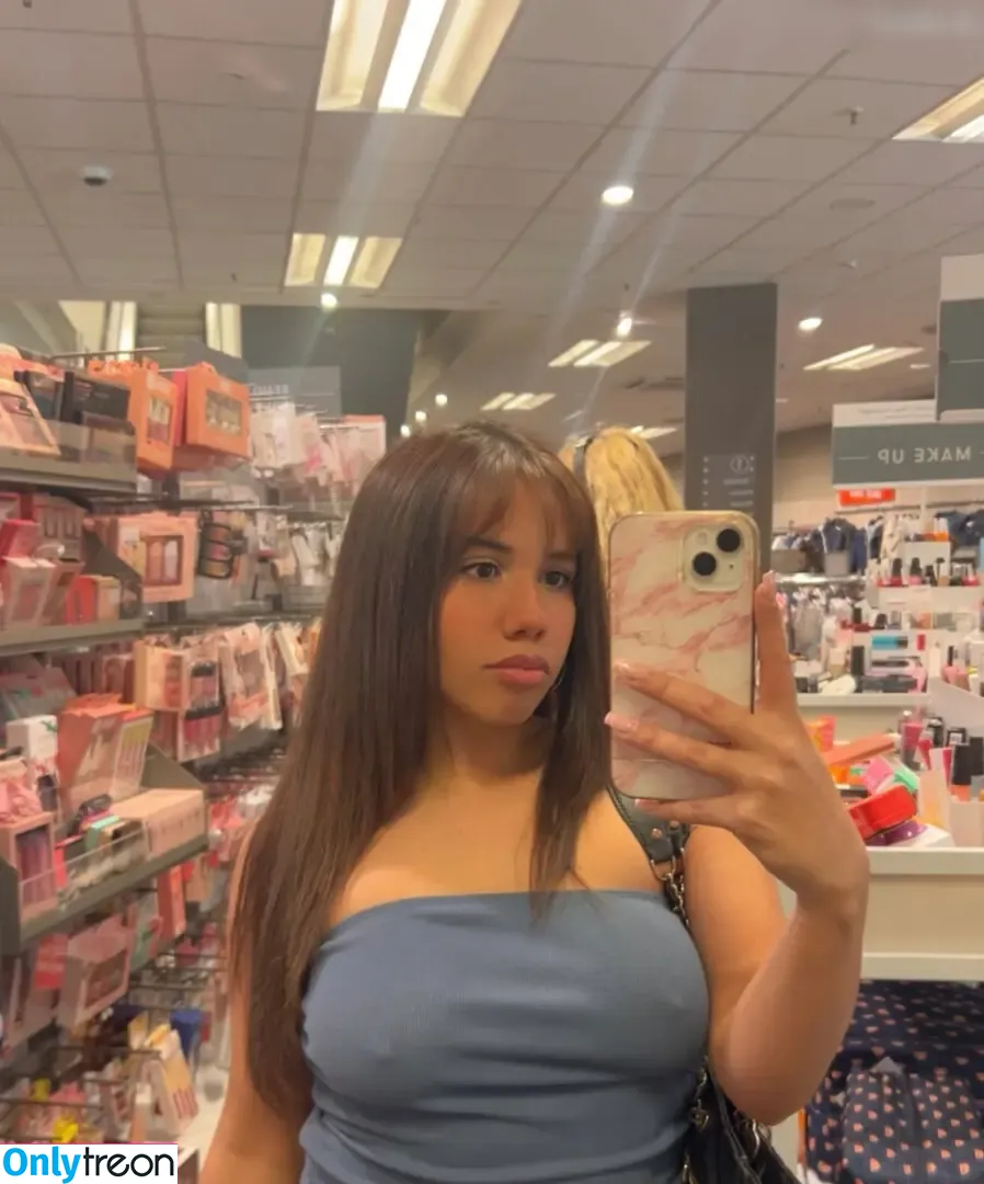 Badbxnny nude photo #0130 (_annibxnny_)