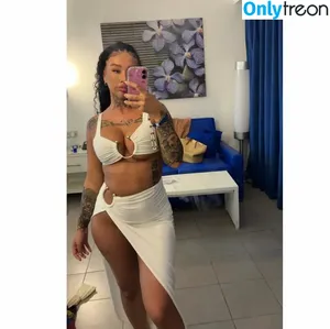 badgalamii / Ames / badgalames / officialamyburton nude photo #0021