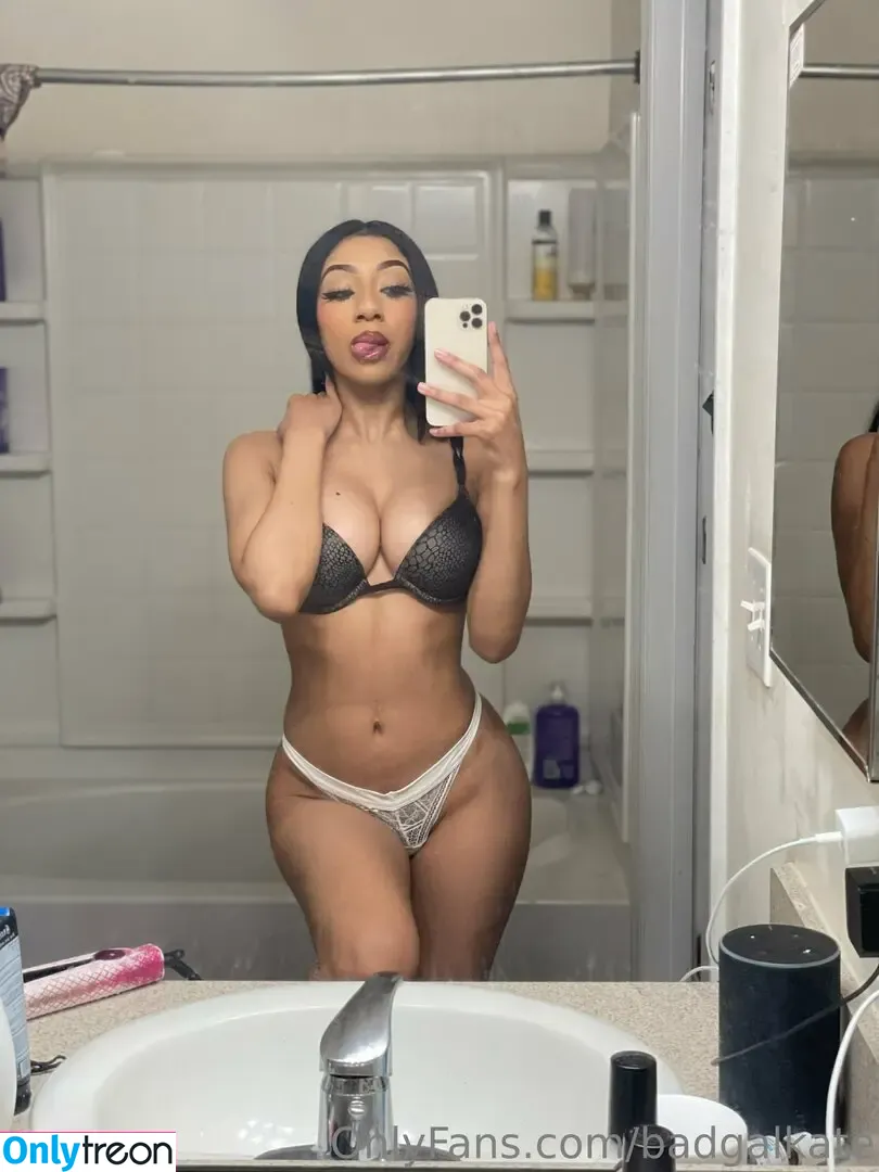 badgalkate nude photo #0028 (badgallkate)
