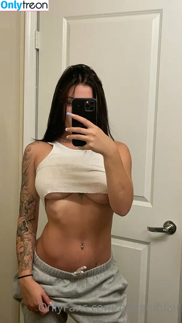 badgirlblairr nude photo #0113 (badgirlblairr)