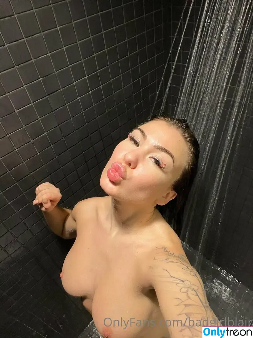 badgirlblairr nude photo #0571 (badgirlblairr)