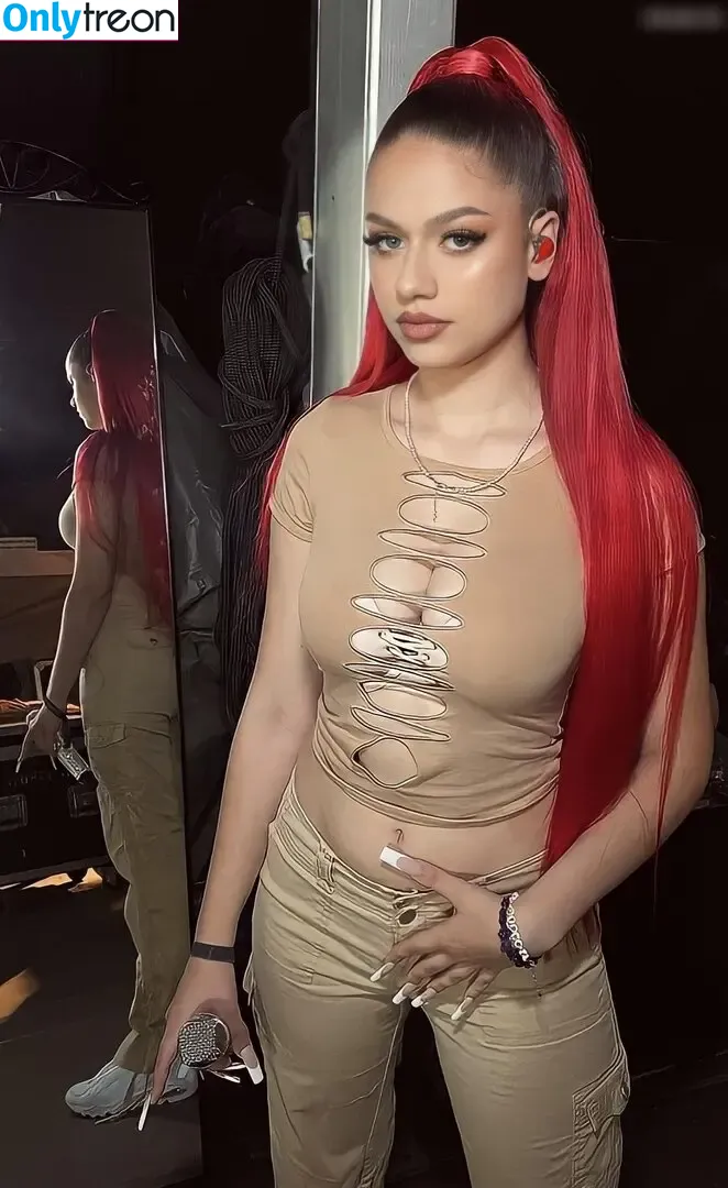 Badmómzjay nude photo #0002 (badmomzjay)