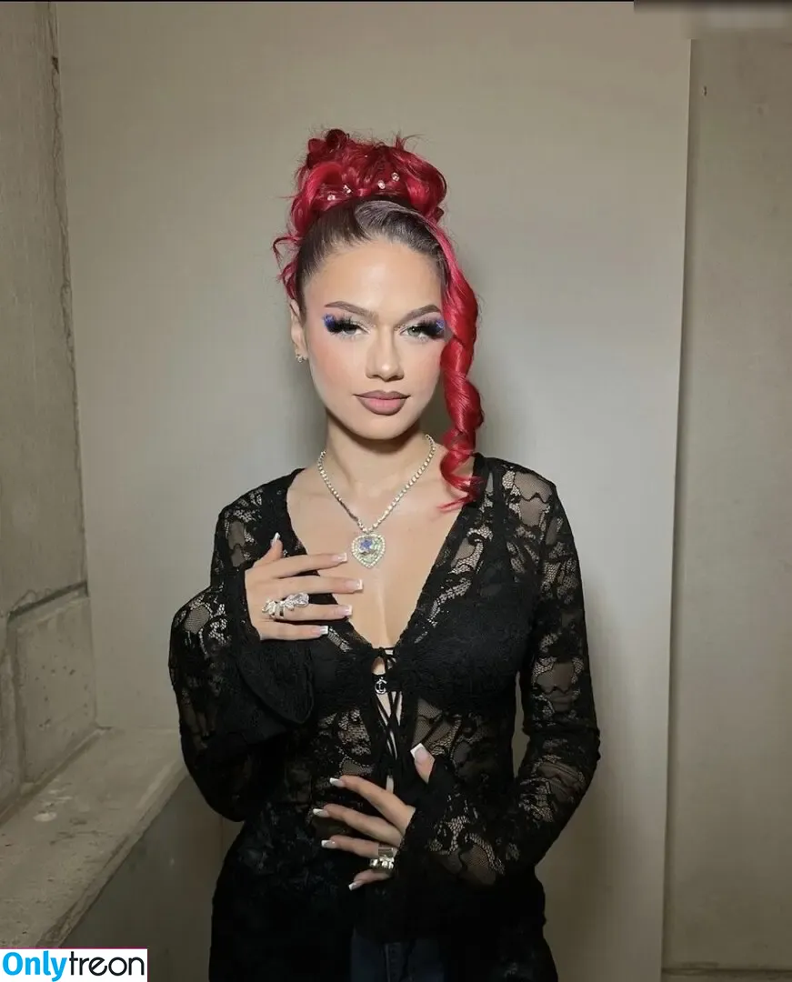 Badmómzjay nude photo #0048 (badmomzjay)