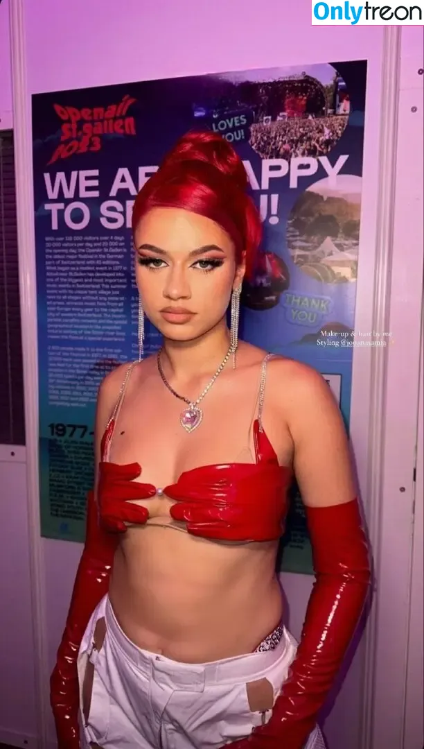 Badmómzjay nude photo #0098 (badmomzjay)