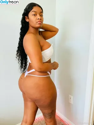 nude photo #0009