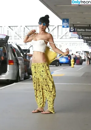 Bai Ling / iambailing nude photo #0623