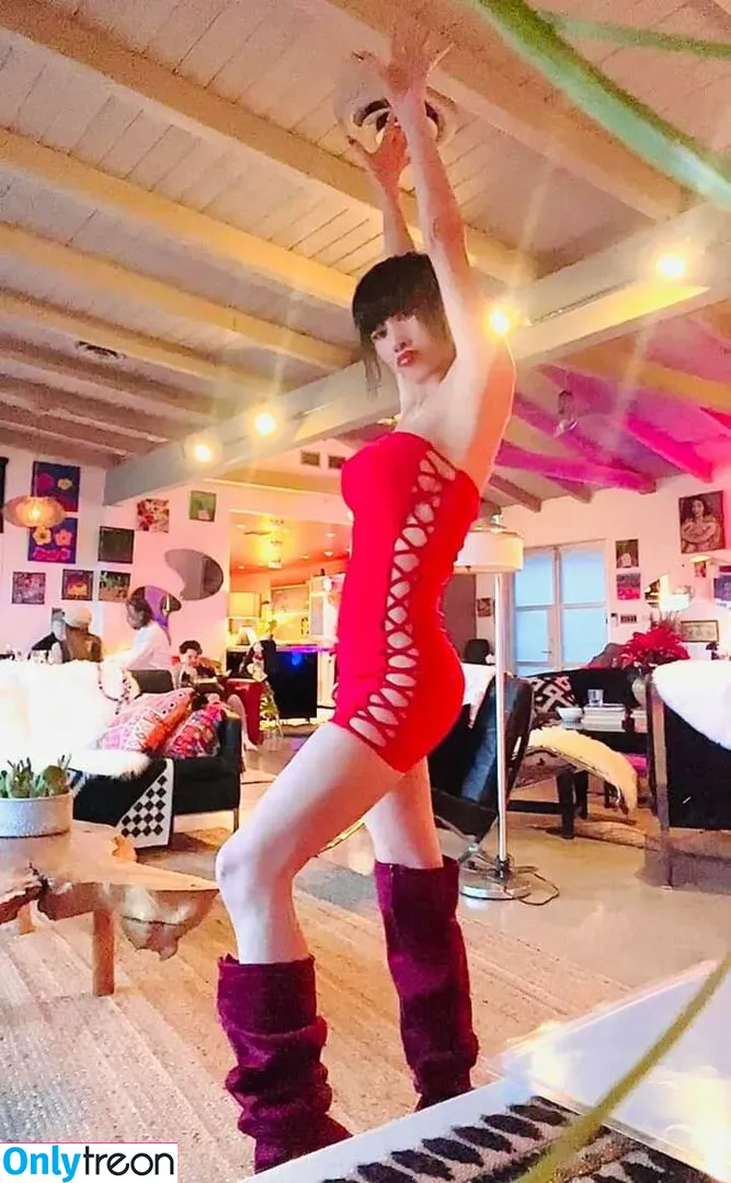 Bai Ling nude photo #0305 (iambailing)