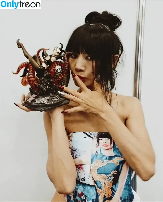 Bai Ling nude photo #0526 (iambailing)
