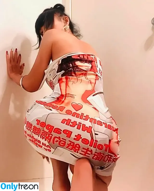 Bai Ling nude photo #0858 (iambailing)