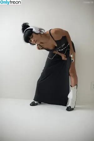 Bai Ling / iambailing nude photo #1017