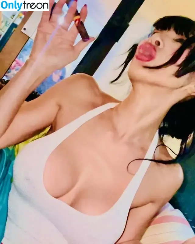 Bai Ling nude photo #1084 (iambailing)