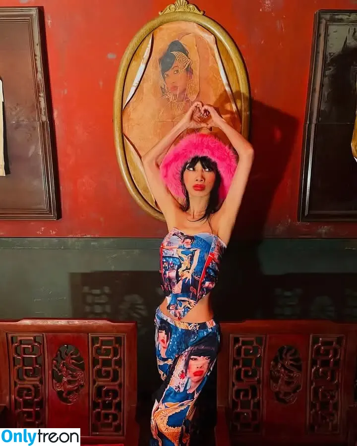 Bai Ling nude photo #1121 (iambailing)