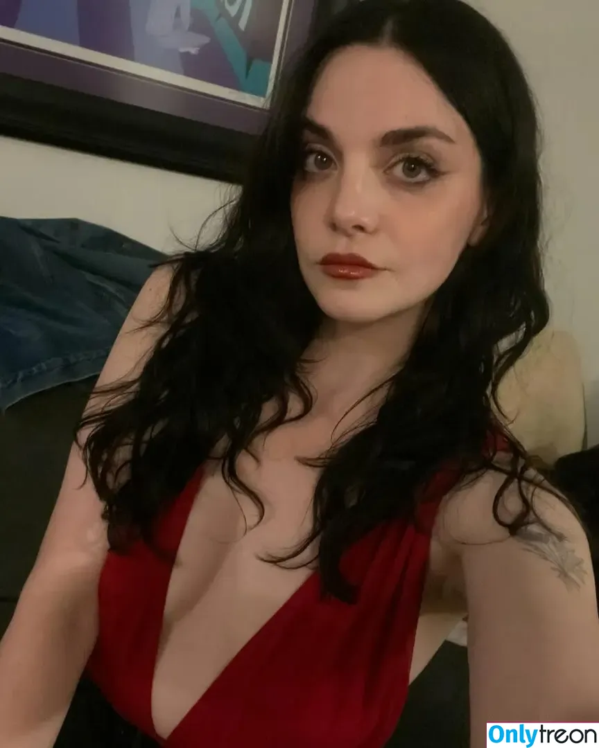 Bailey Meyers nude photo #0020 (bailienvspredator)