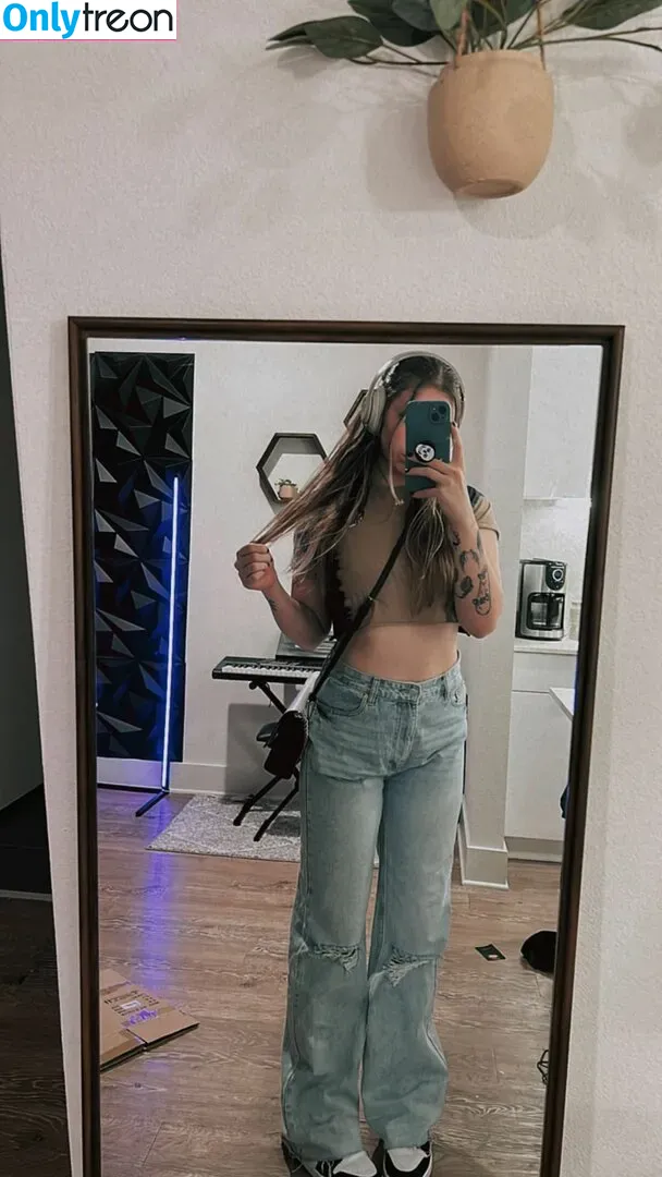 BaileyGoat nude photo #0024 (baileygoatbtw / leragazzedivatuttobene)