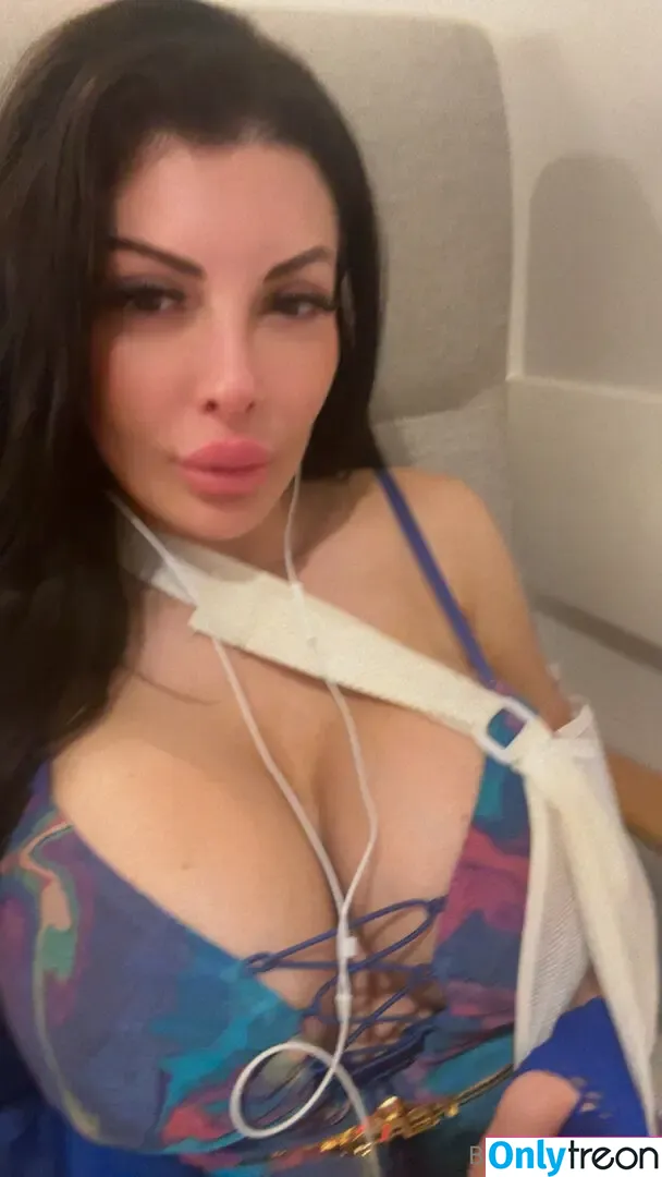 Bambi Knepper nude photo #0039 (Ladyglock / bambilandxxx / busty_bk)