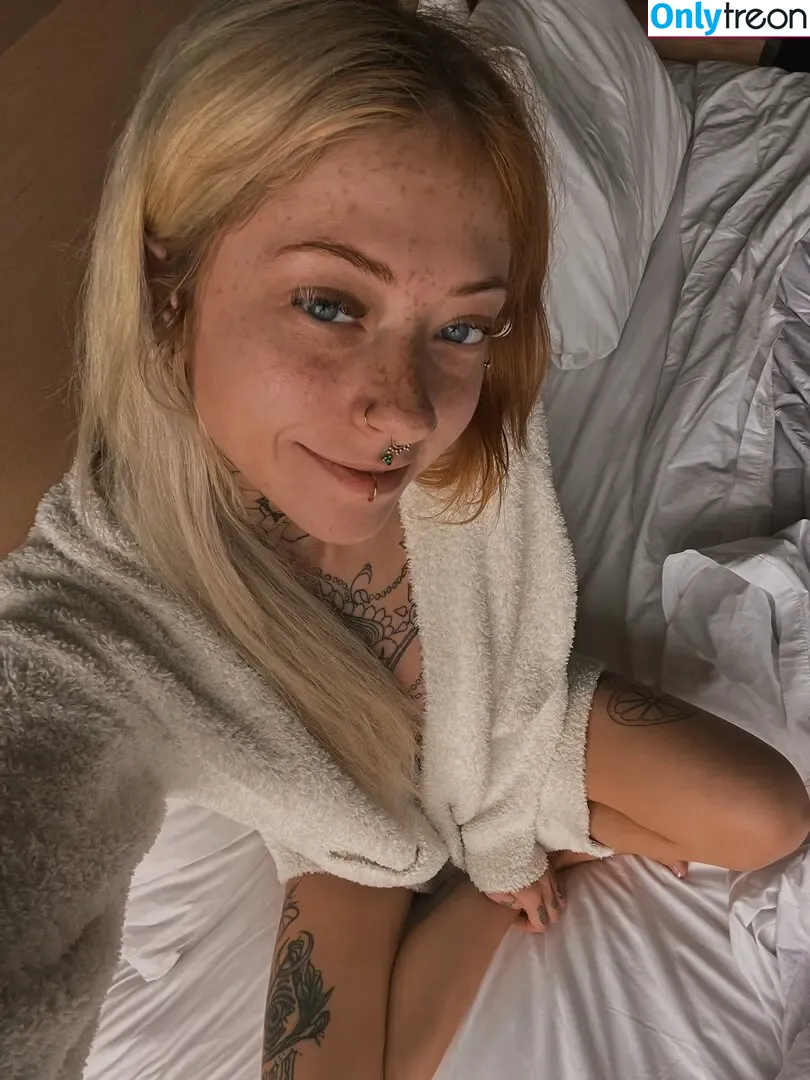 Bambi Sage nude photo #0035 (inbedwithbambi)
