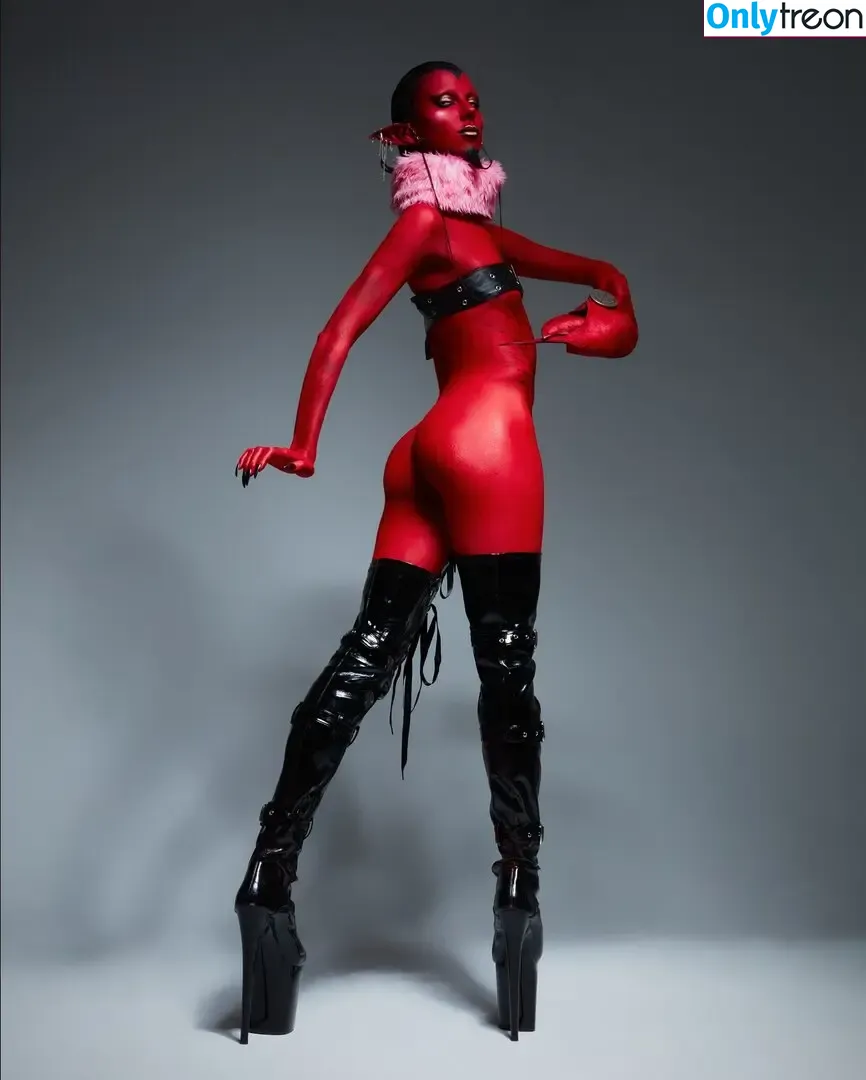 Bambi Thug nude photo #0067 (bambiethug / cocostrokes1)