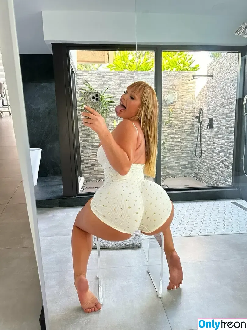 BambiDoe nude photo #0079 (iambambidoe)