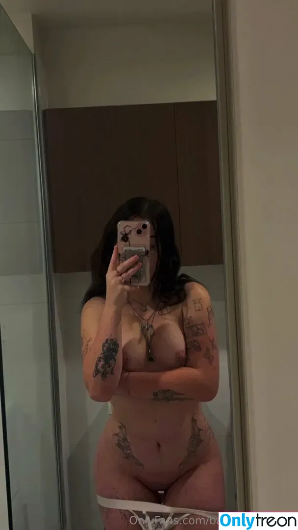 bambiii666 nude photo #0038 (bambiii666)