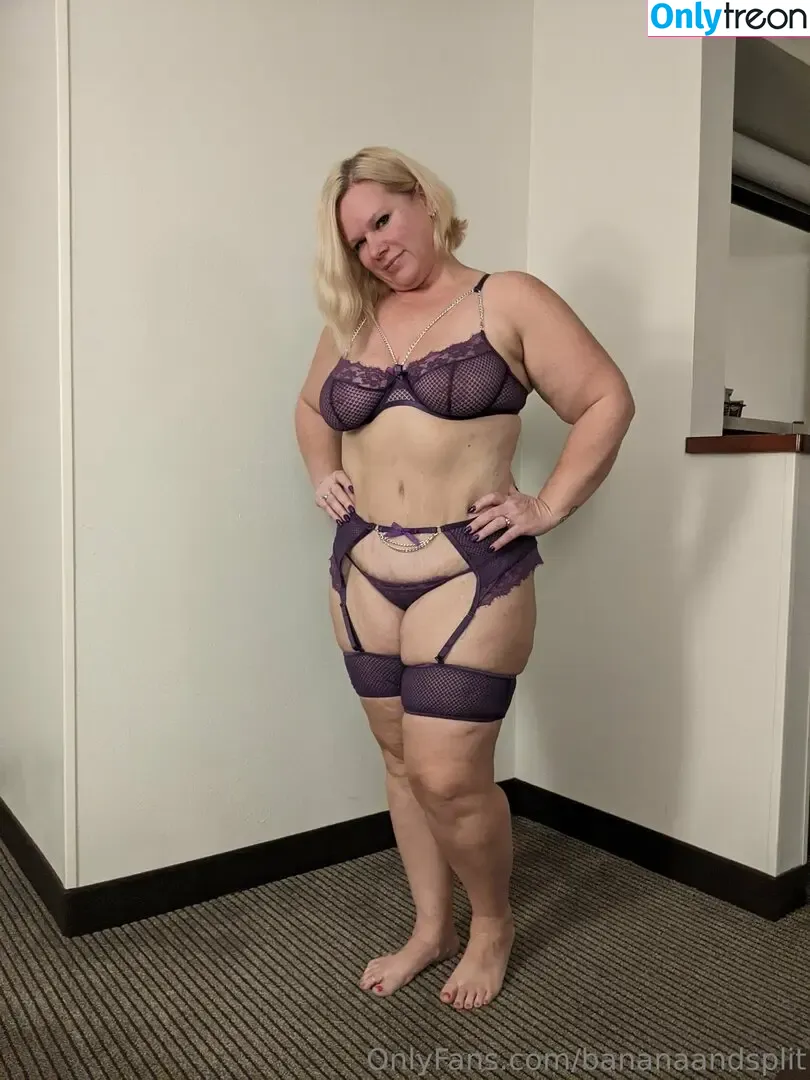 bananaandsplit nude photo #0095 (bananasplit17_)