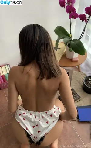 Banannitaa / annabeth_vm / anyuser / villain_vainilla nude photo #0011