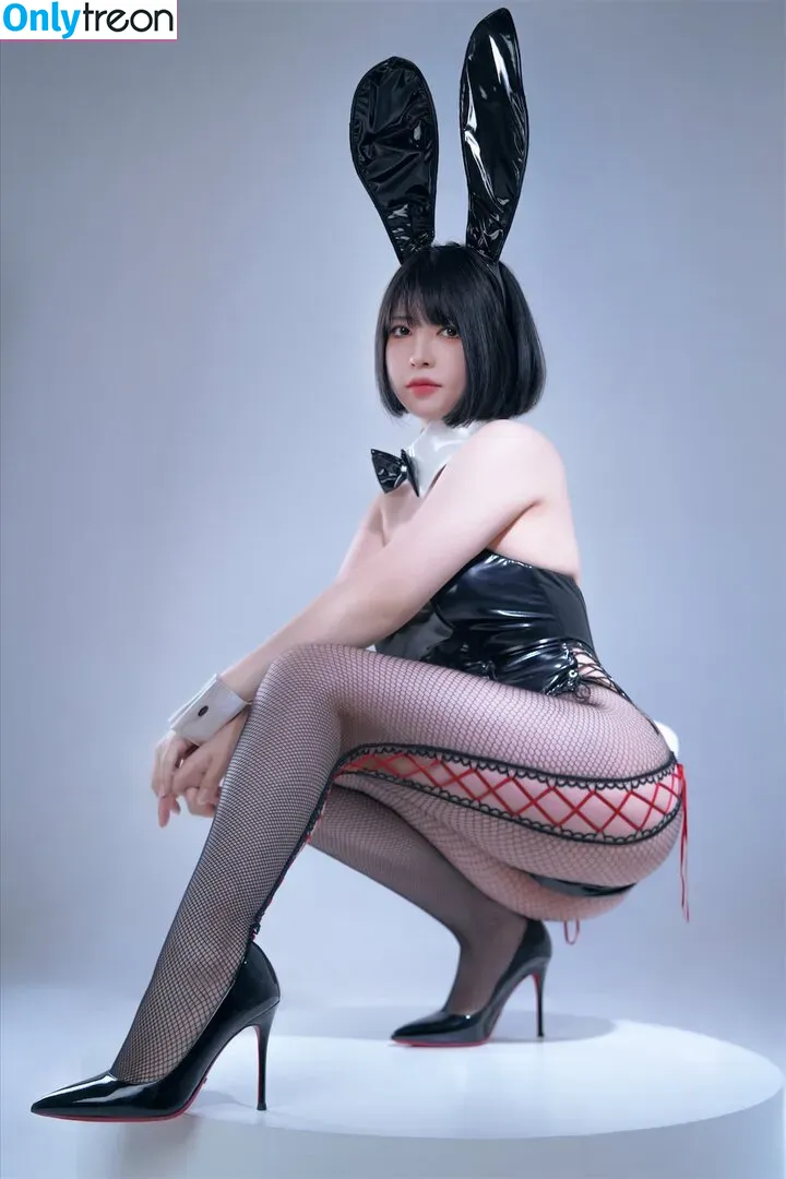 Banbanko nude photo #0408 (BANBANKO_ / 半半子)