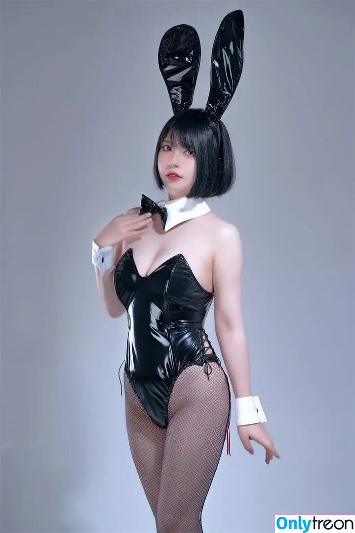 Banbanko nude photo #0409 (BANBANKO_ / 半半子)