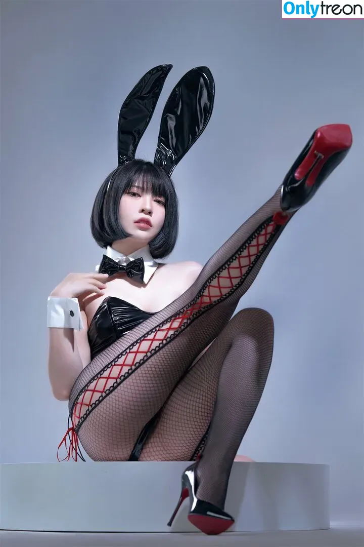 Banbanko nude photo #0422 (BANBANKO_ / 半半子)